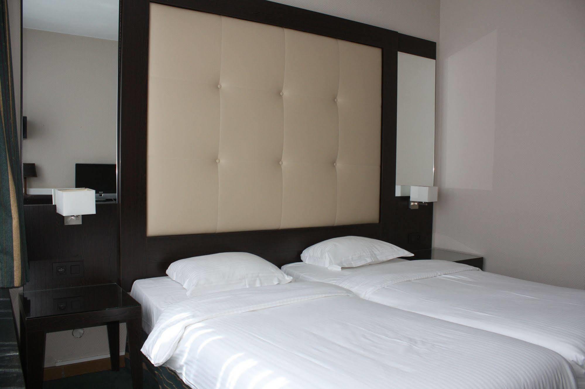 Hotel Plasky Schaerbeek Exterior photo